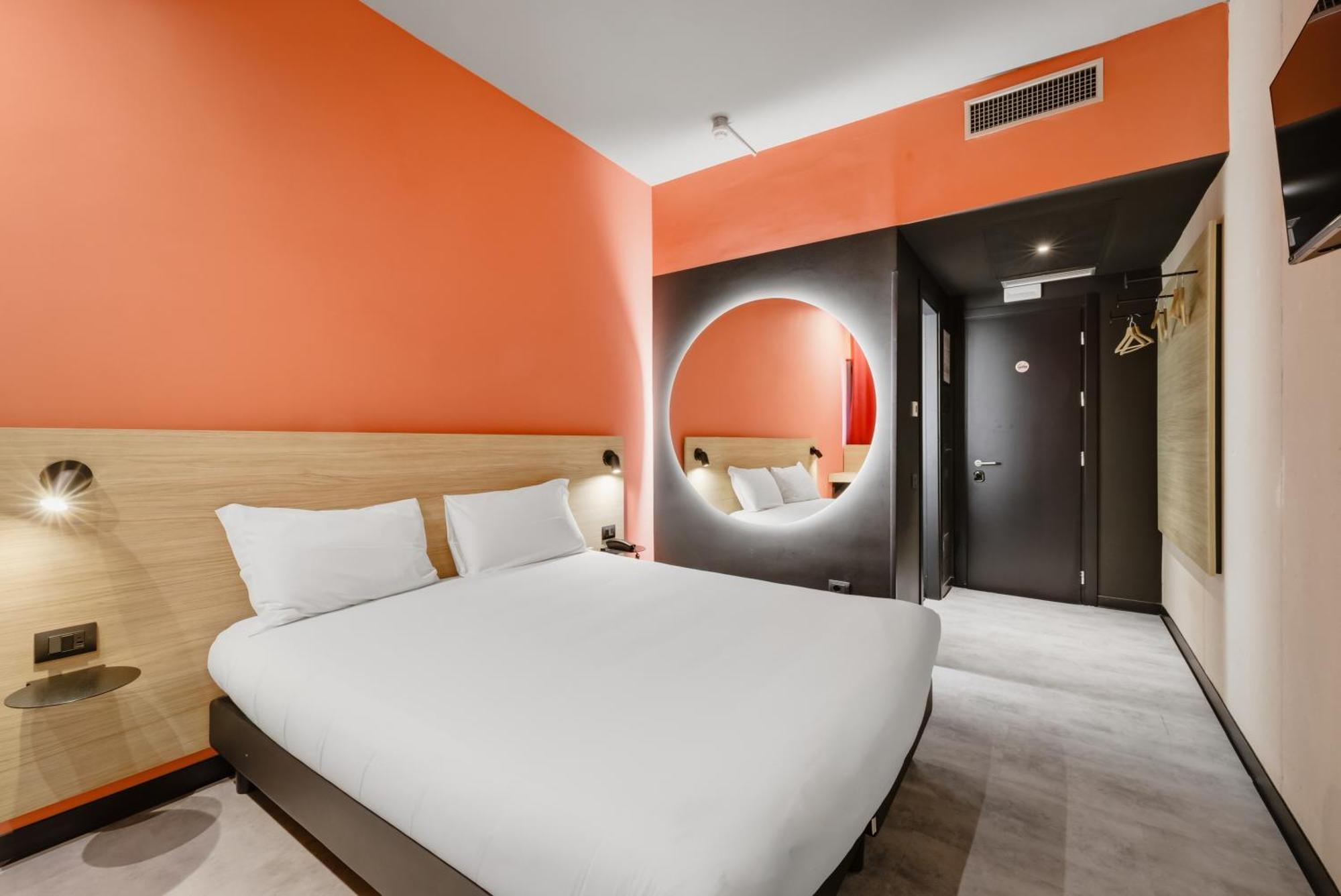Quarto Duplo Standard