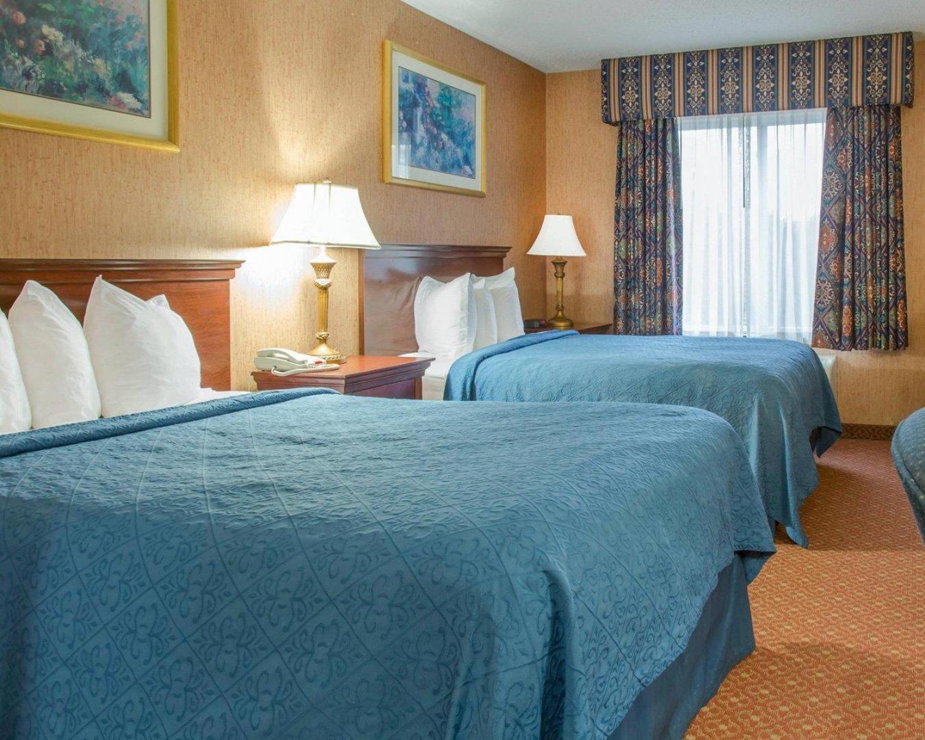 Double Room with Two Double Beds - Non-Smoking