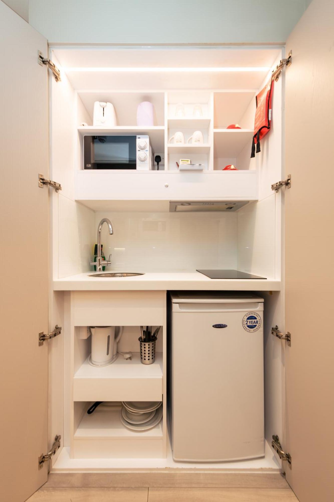 Double Studio Lower Ground Floor