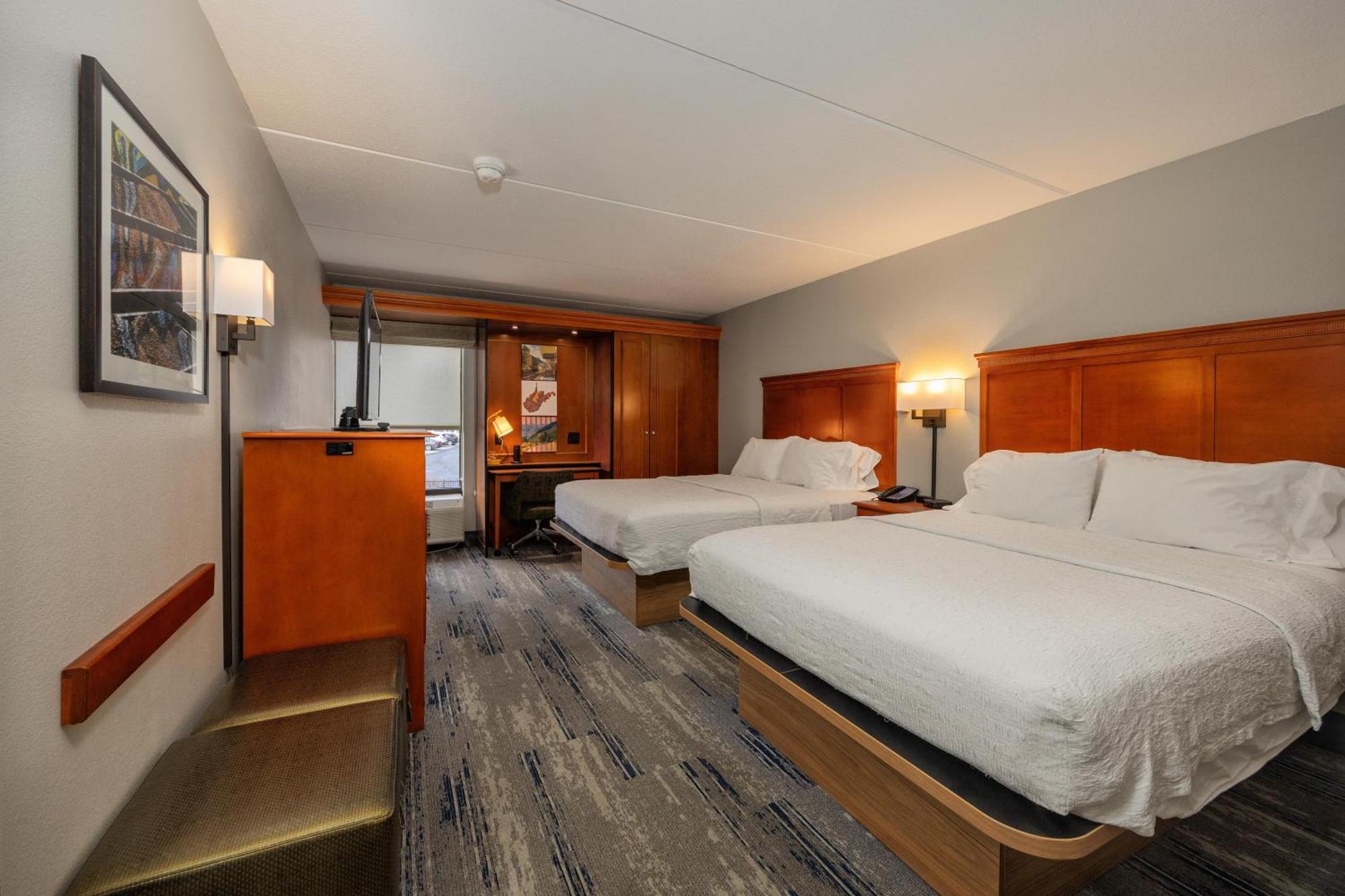 Room with Two Queen Beds - Non-Smoking
