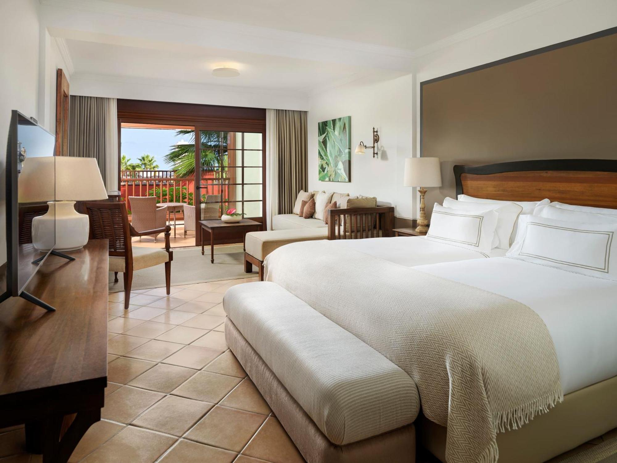 Premier Room,1770884443:JPEG