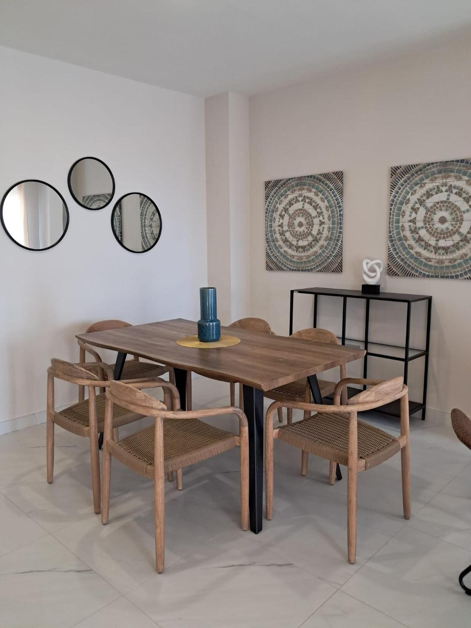 Apartamento de 2 dormitorios con terraza