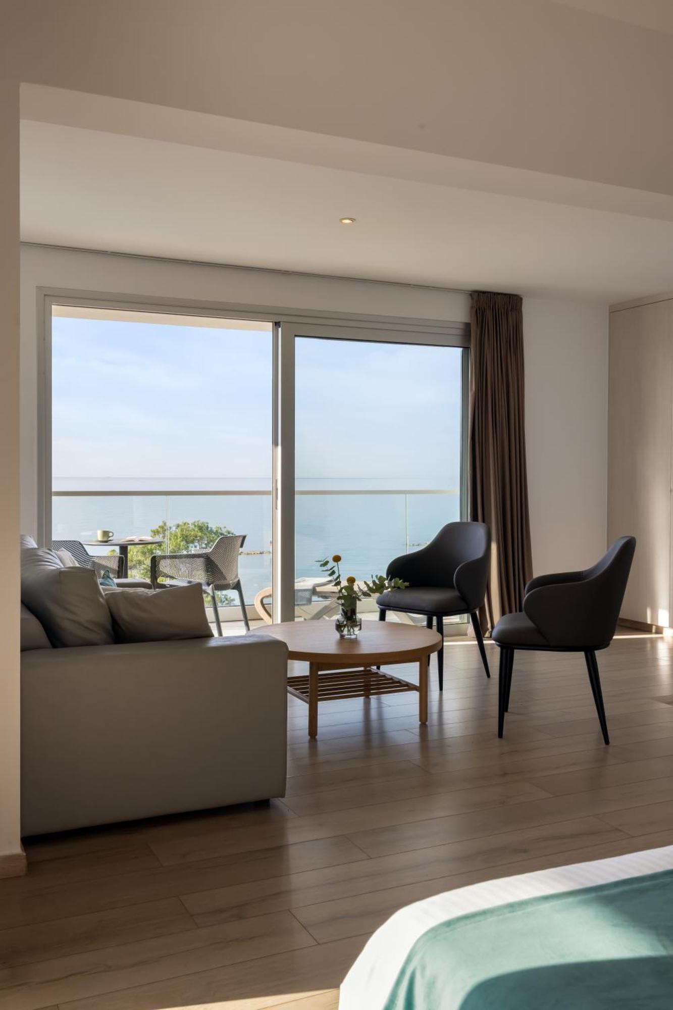 Suite mit Meerblick (2 Erwachsene + 2 Kinder)
