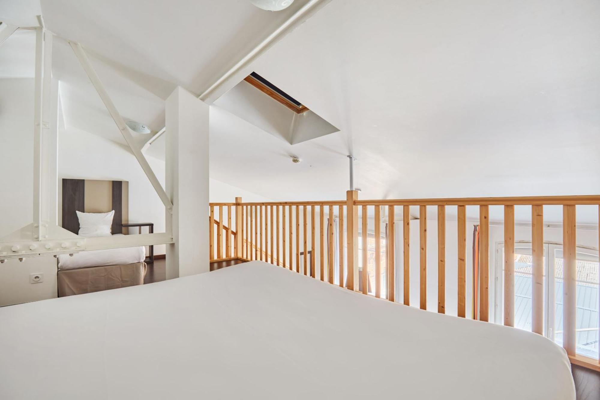 One-Bedroom Apartment,1771611687:JPEG