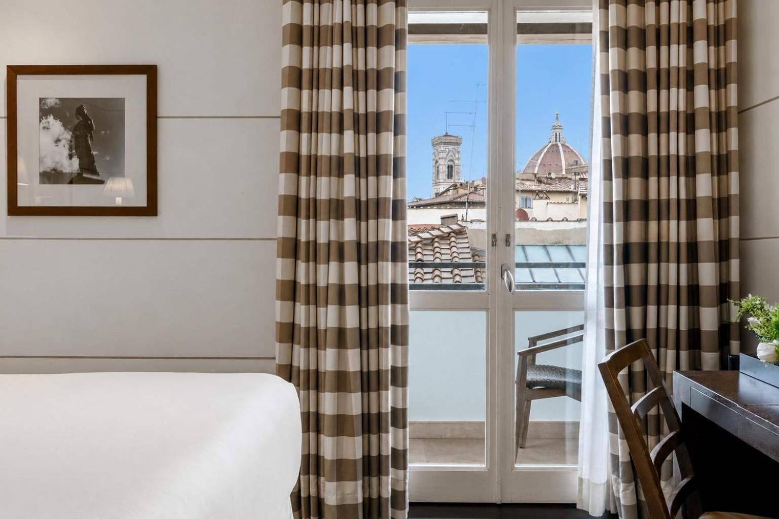 Chambre Double Classique - Vue sur Ville