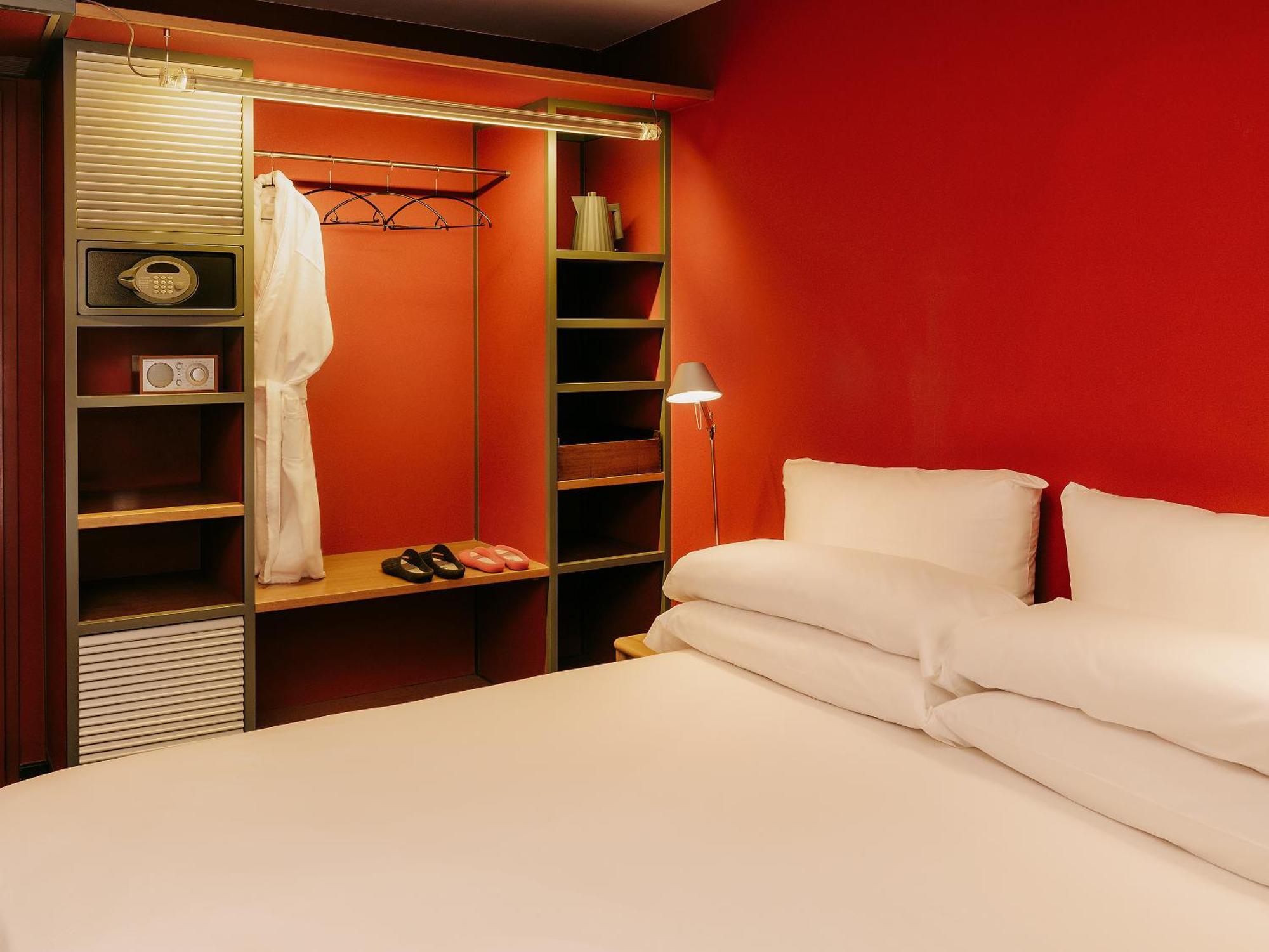 Quarto Twin com Vista Jardim