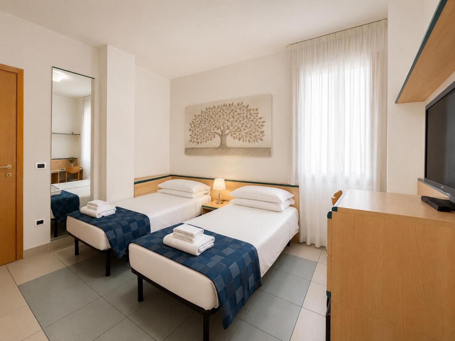 Budget Twin Room,1772913321:JPEG