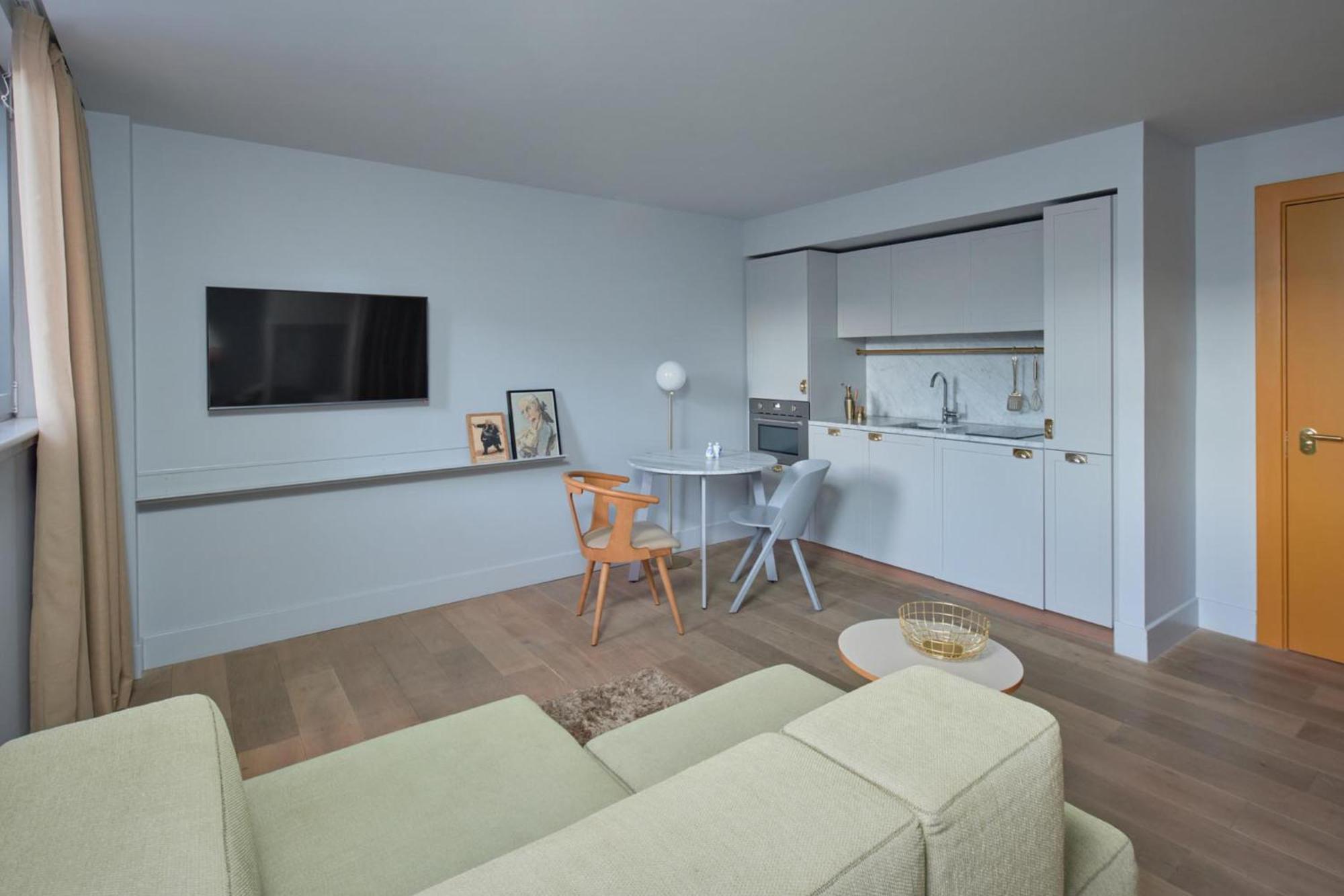 Open Plan Suite,1773380780:JPEG