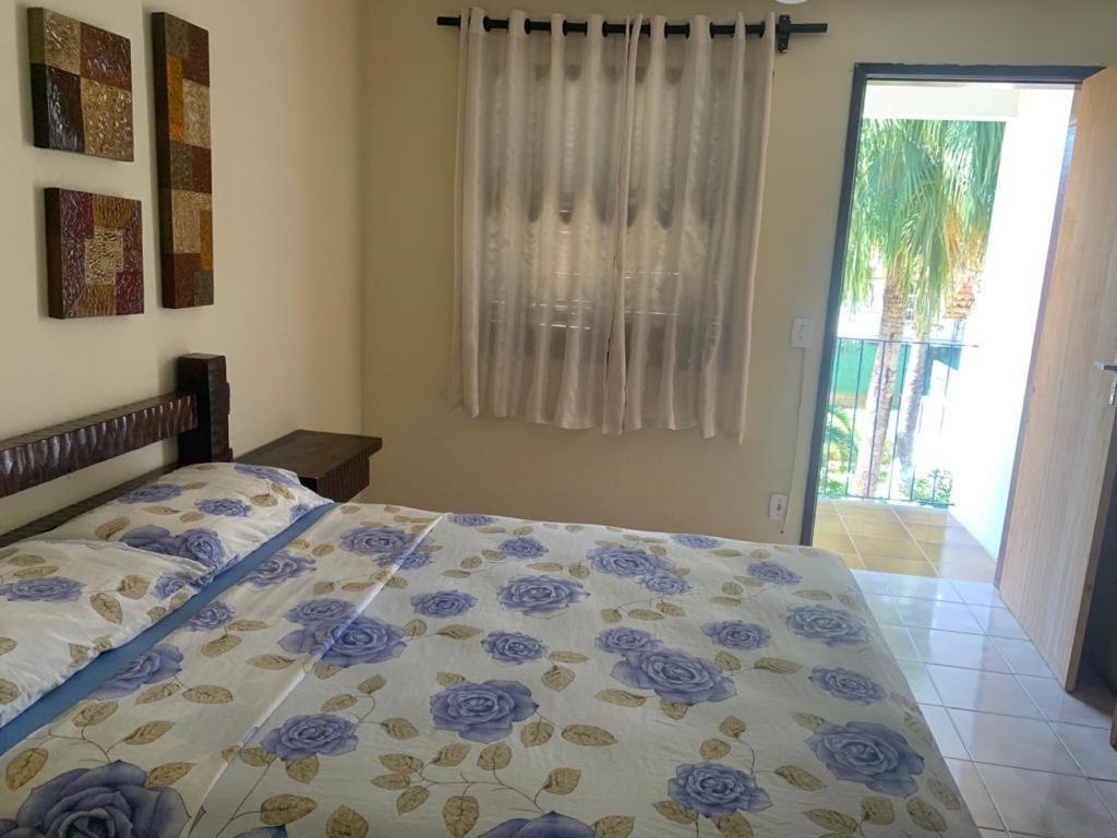 Quarto Grande com Cama de Casal ou 2 de Solteiro