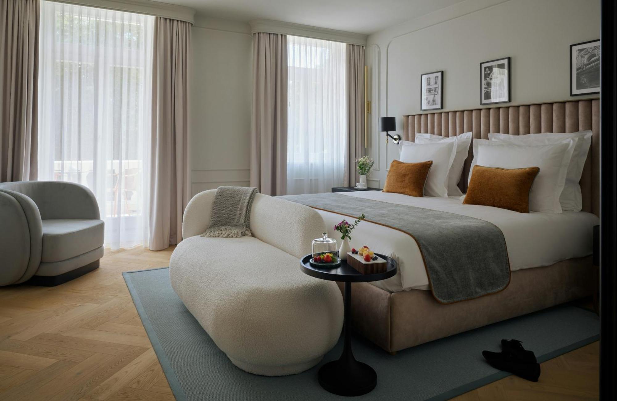 Signature Suite Double