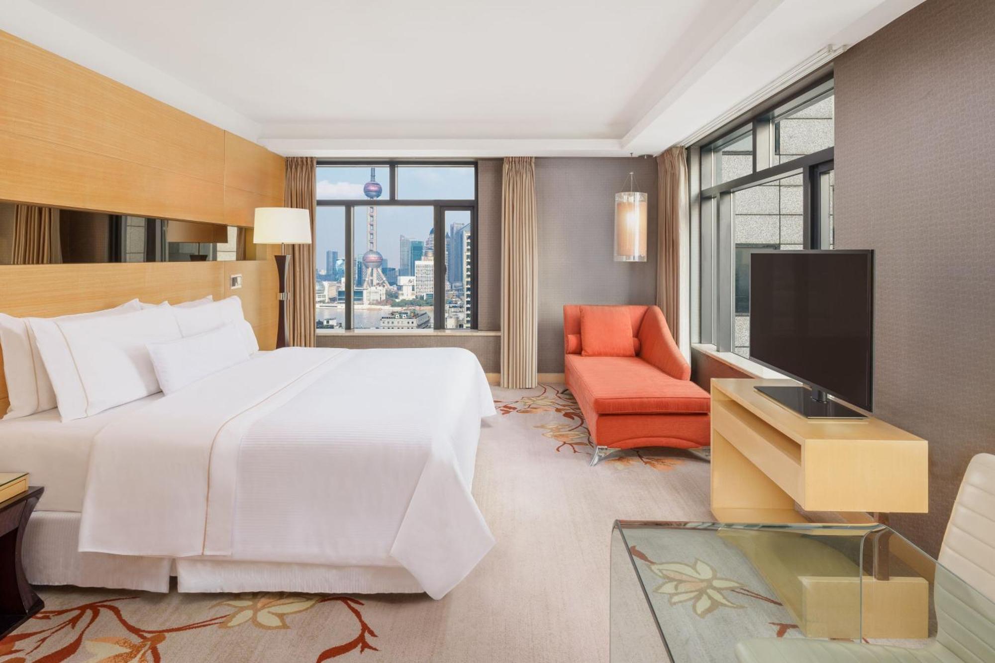 Grand Deluxe Zimmer mit Blick auf den Pearl Tower