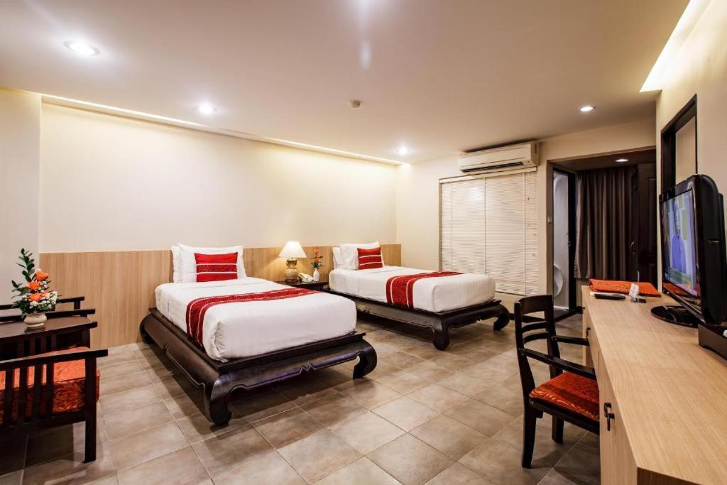 Deluxe Twin Room