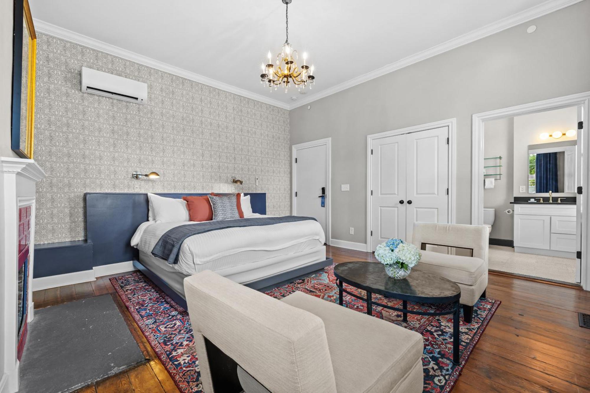 King Room