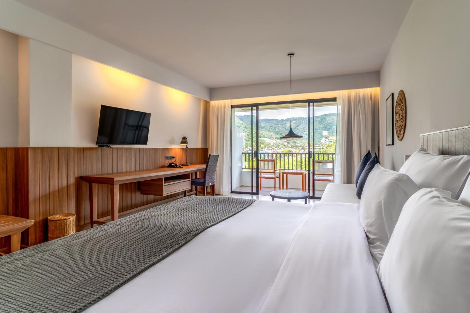 Grand Deluxe Room