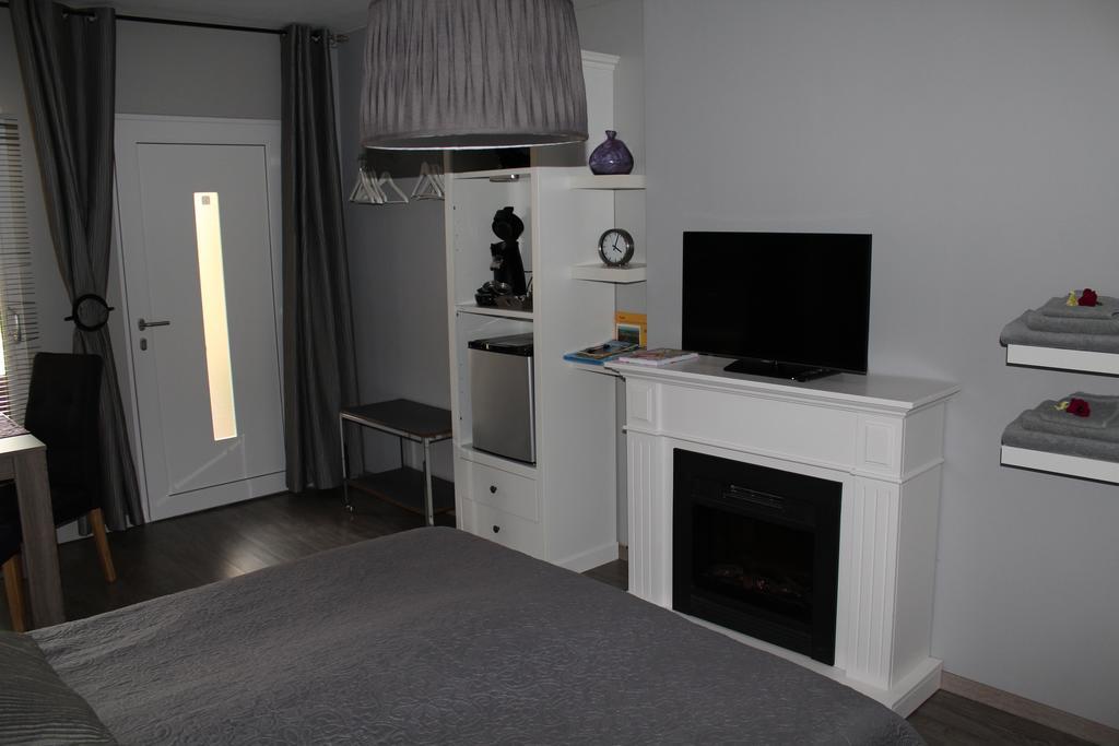 Twin Room,1036643104:JPEG