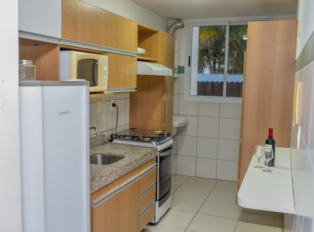 Apartamento de 2 Quartos com Vista Lateral do Mar