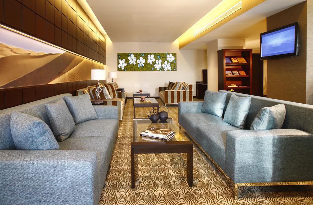 Traders Club Superior Twin Room with Lounge Access Including Happy Hours