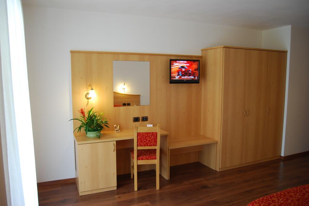 Doppelzimmer mit Patio