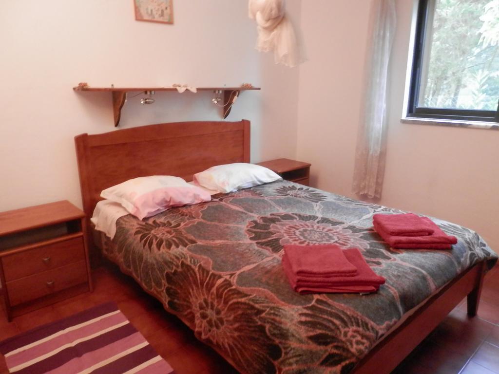 Quarto Duplo com Casa de Banho Privada Externa