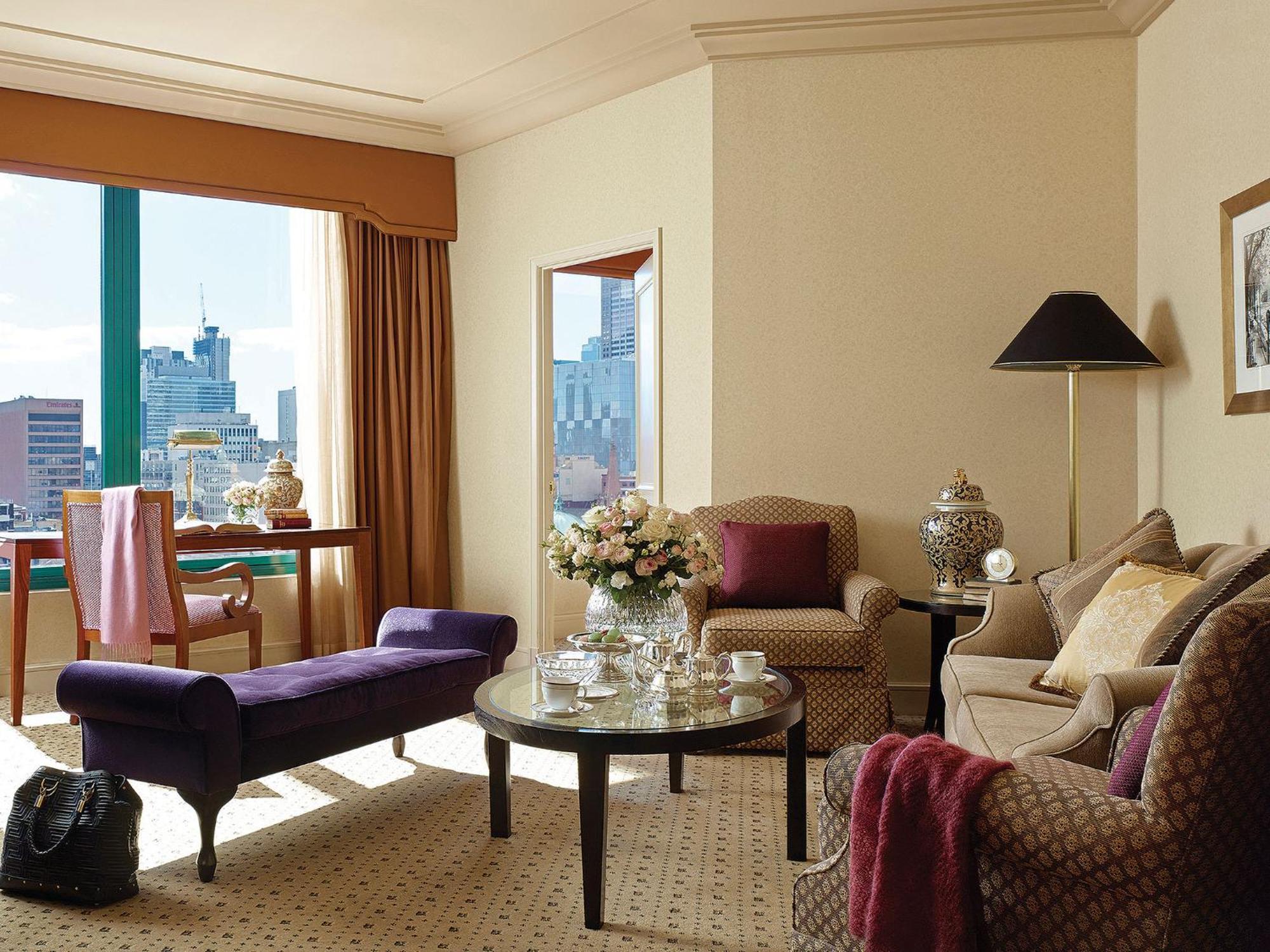 One-Bedroom Suite,353743561:JPEG