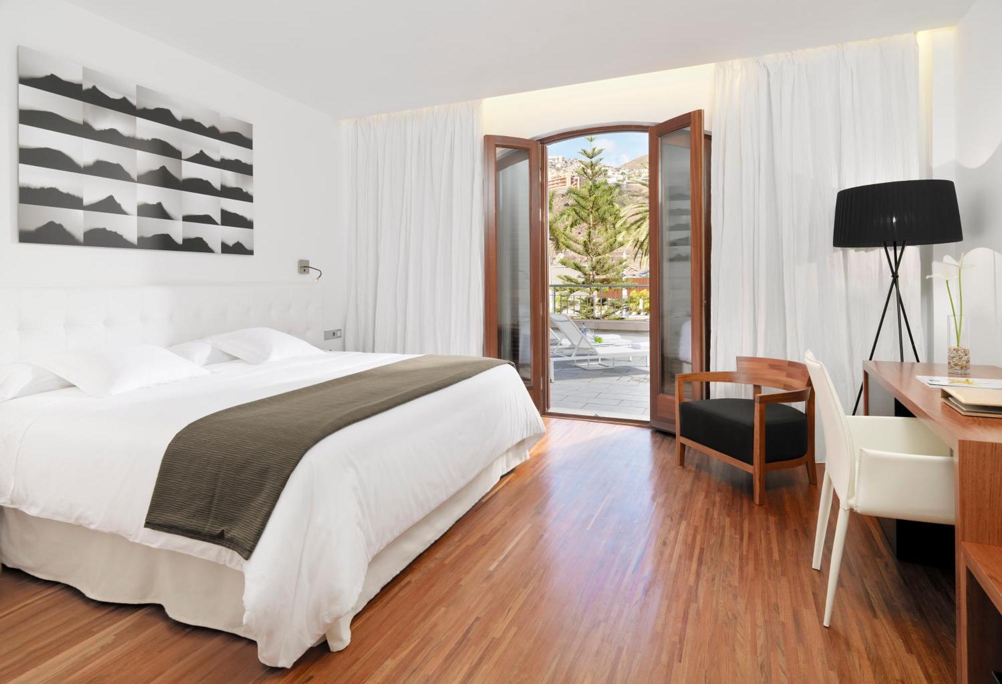 Habitación Doble con vistas al jardín - Uso individual