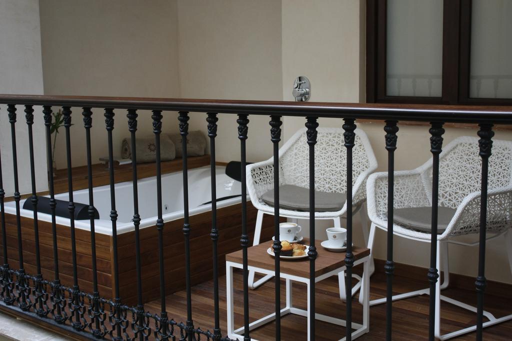 Junior Suite with  Jacuzzi®,368773159:JPEG