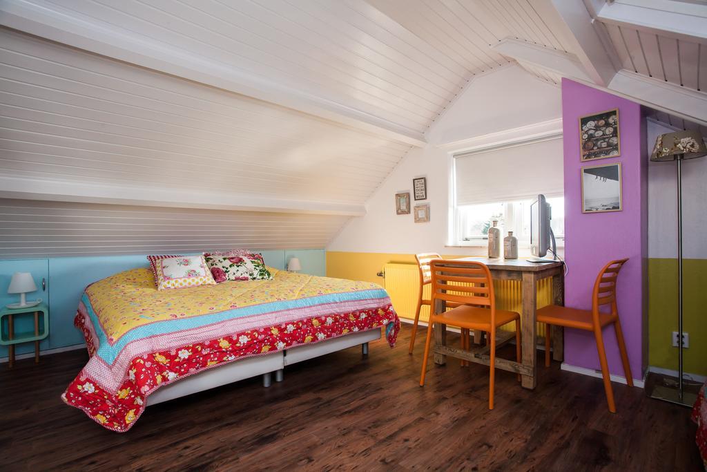 Large Double Room,205268371:JPEG