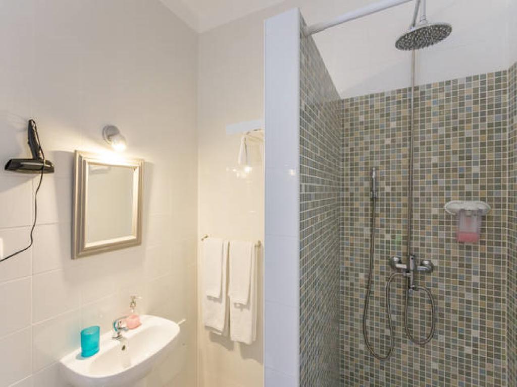 Double or Twin Room River View External Private Bathroom,719689093:JPEG
