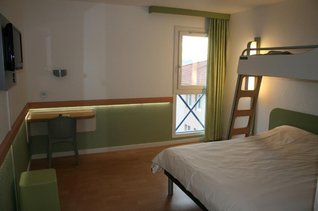 Chambre Standard avec 1 Lit Double et 1 Lit Simple