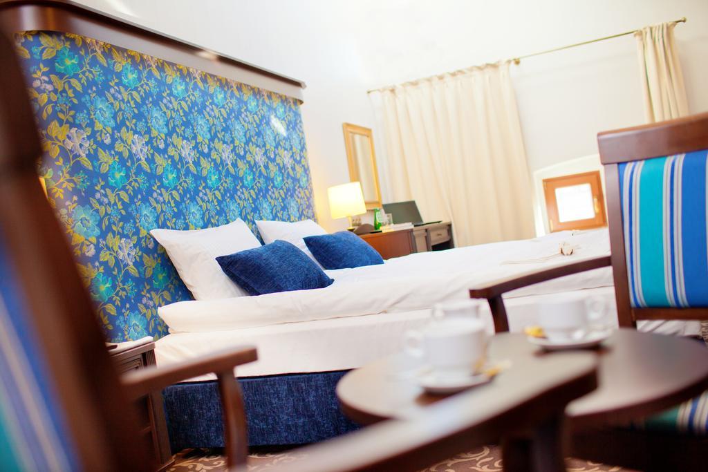 Deluxe Double or Twin Room,1614791784:JPEG