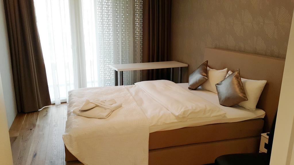 Apartment with Balcony (2 Adult)