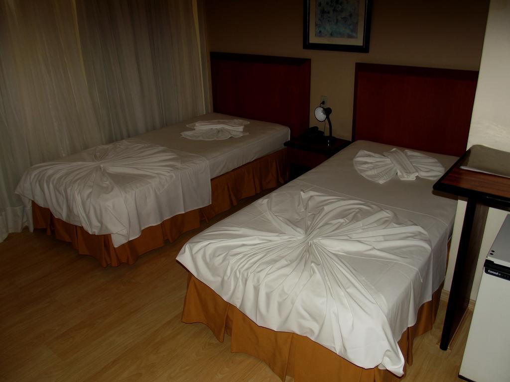 Quarto Individual Standard