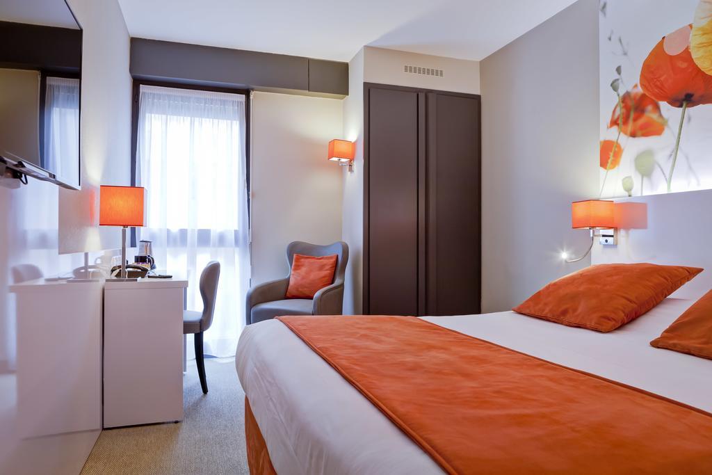 Chambre Lit Queen-Size Confort