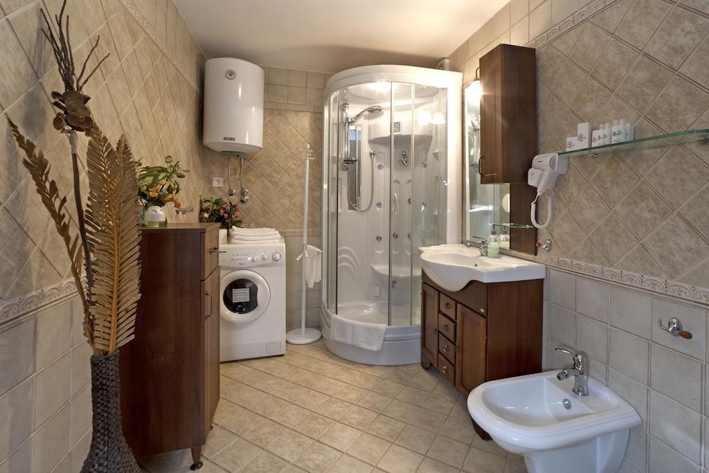 Double Room with Patio,244939689:JPEG