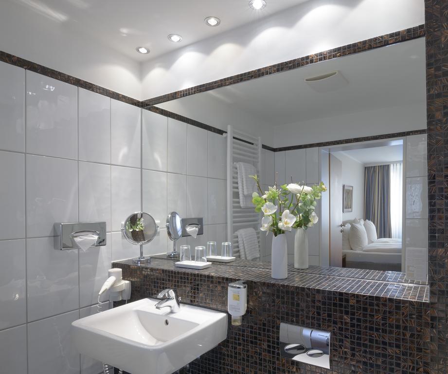 Captain Class Double Room,328593865:JPEG