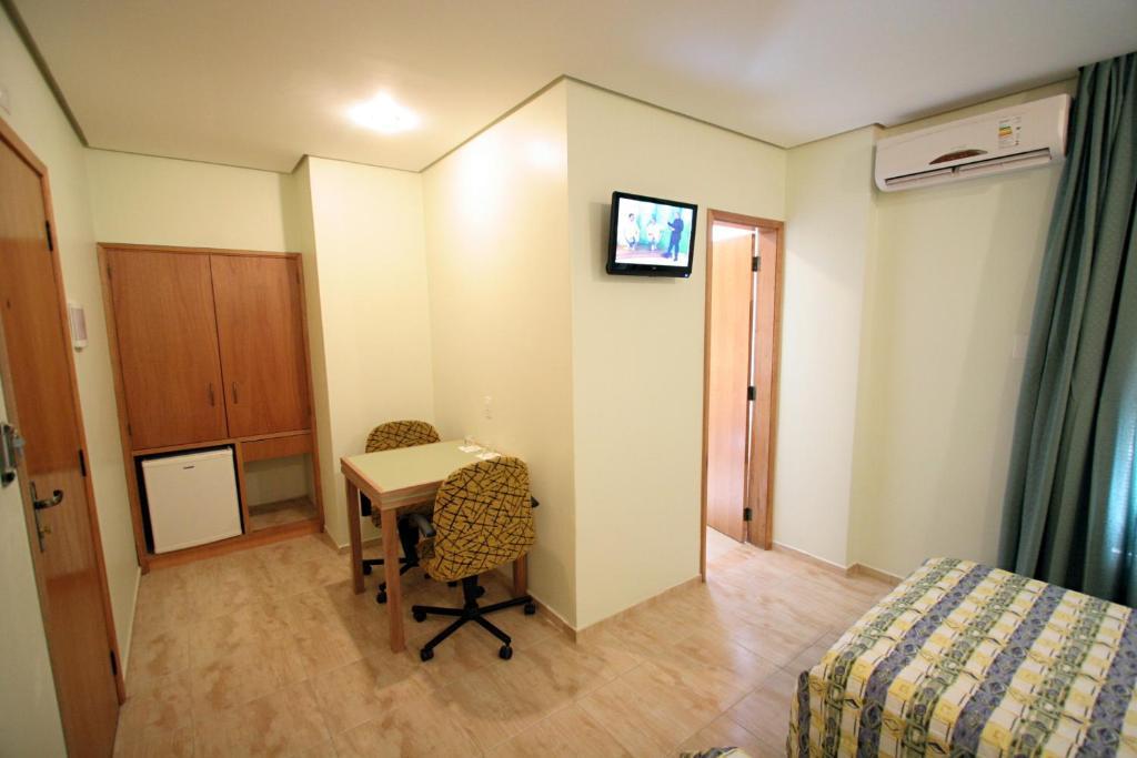 Quarto Standard com 2 Camas de Solteiro