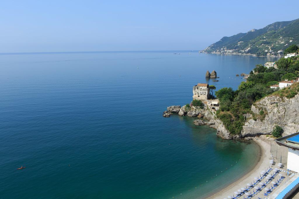 Double Room with Sea View,706957687:JPEG