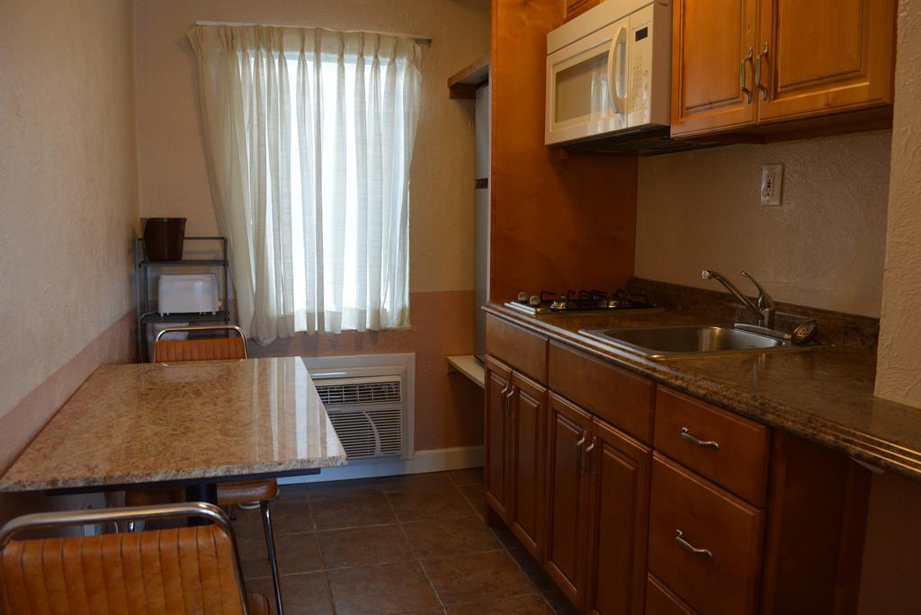 King Room with Kitchenette