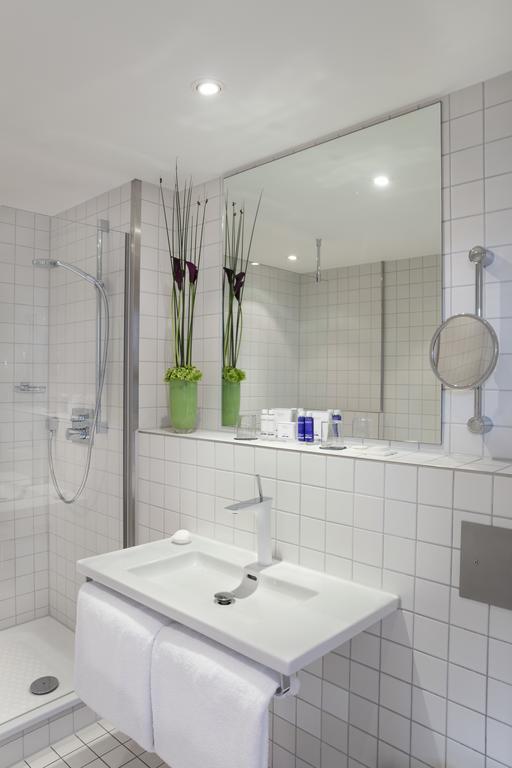 Artistieke Kamer met Uitzicht op de Binnenplaats