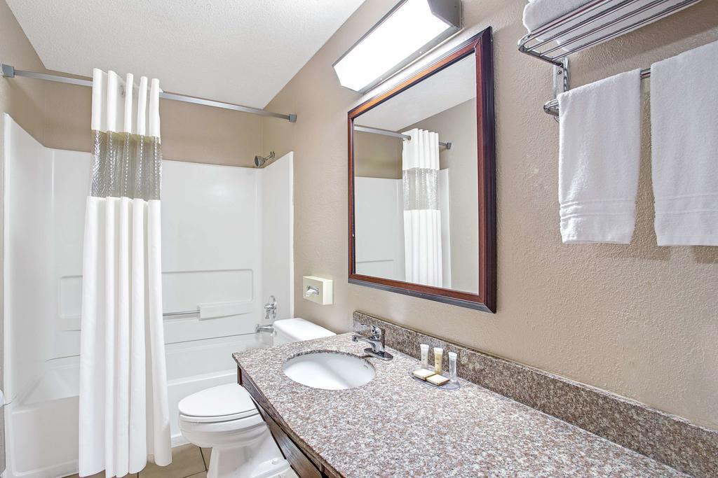 Double Room Two Double Beds Second Floor or Non-Smoking,266350913:JPEG