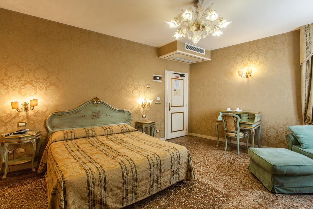 Superior Double Room,1226983133:JPEG