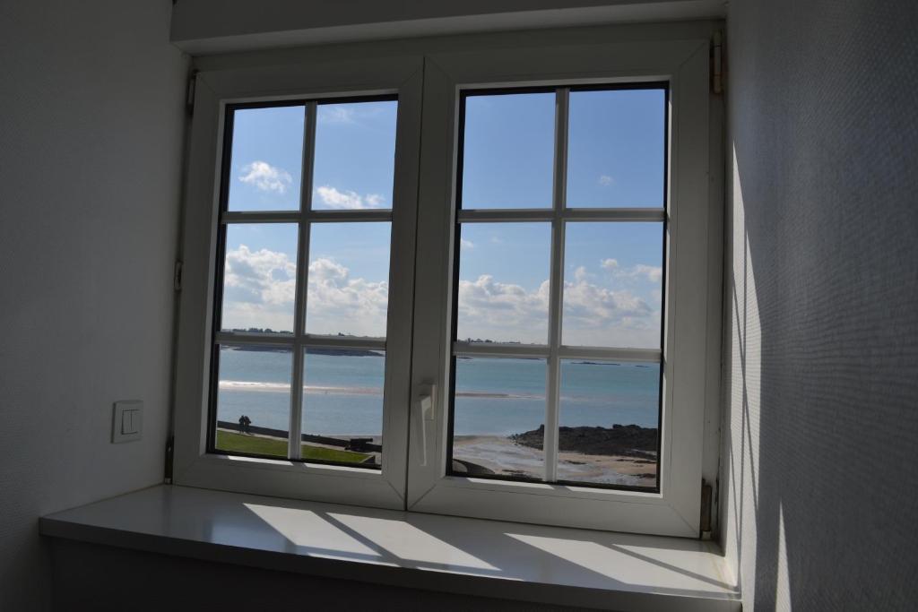 Double Room with Sea View,253414021:JPEG