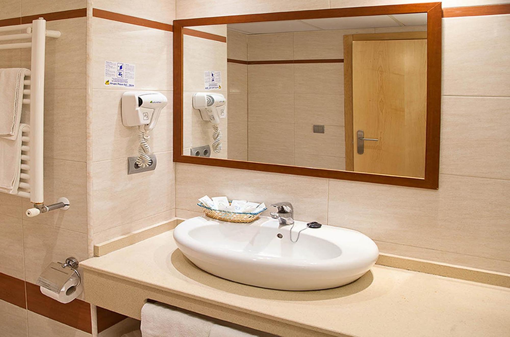 Quarto Twin com Vista Mar
