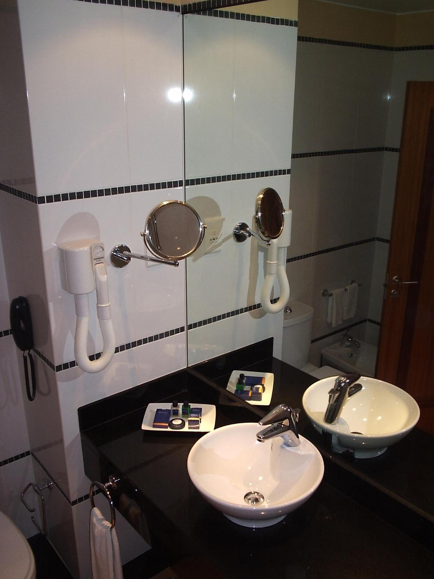 Quarto Duplo ou Twin Superior com Vista Jardim