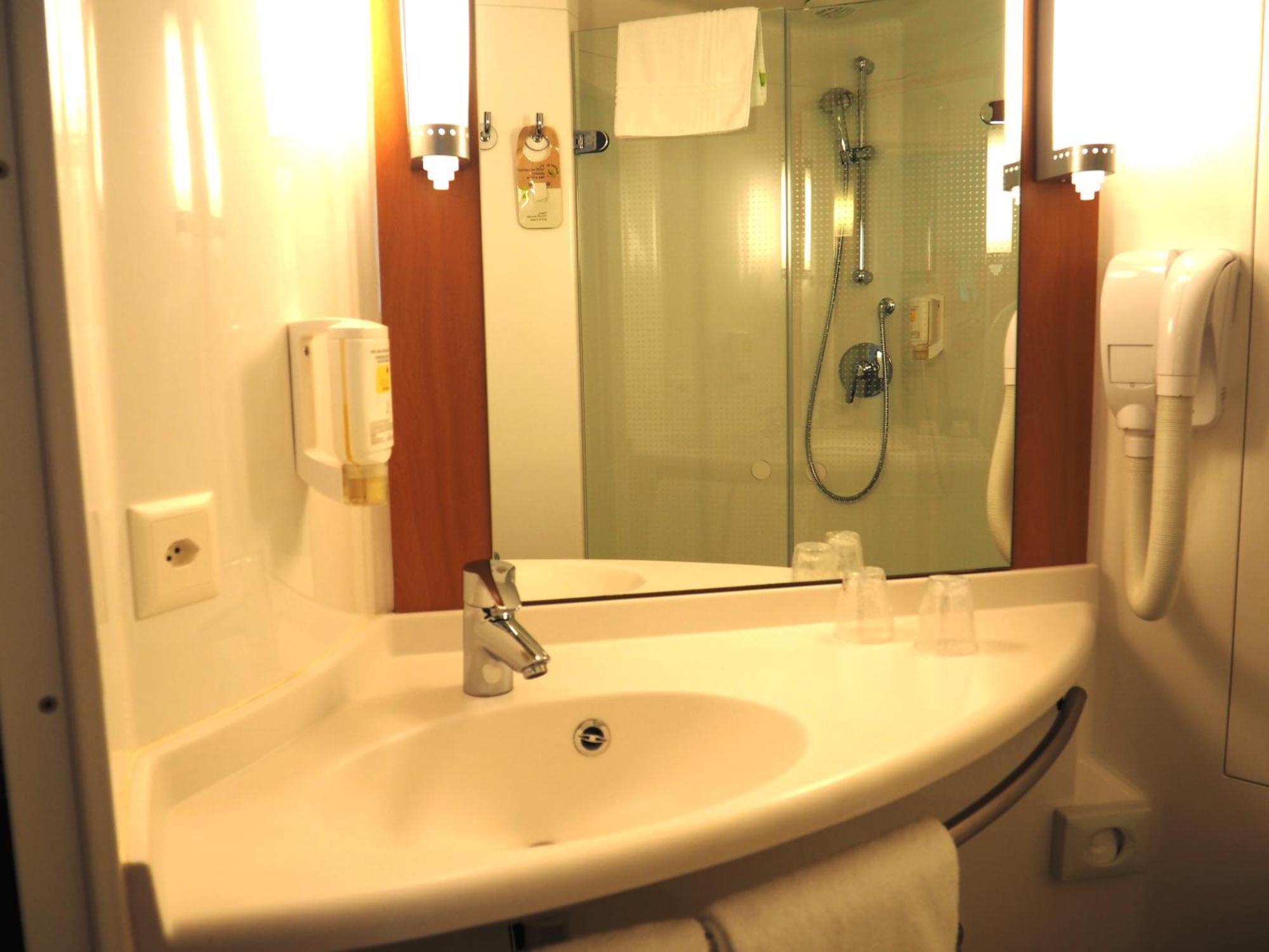 Quarto Duplo Standard