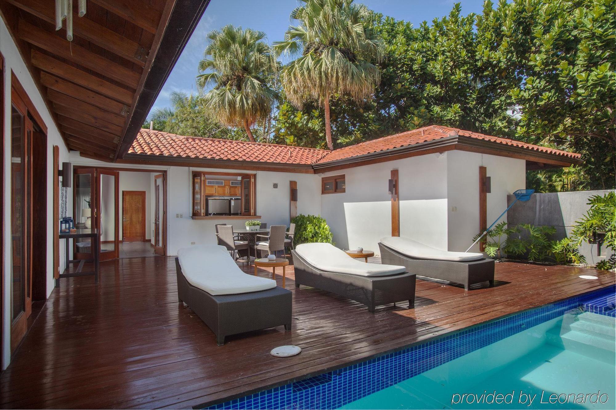 Villa de 4 dormitorios con jardín y carrito de golf incluido