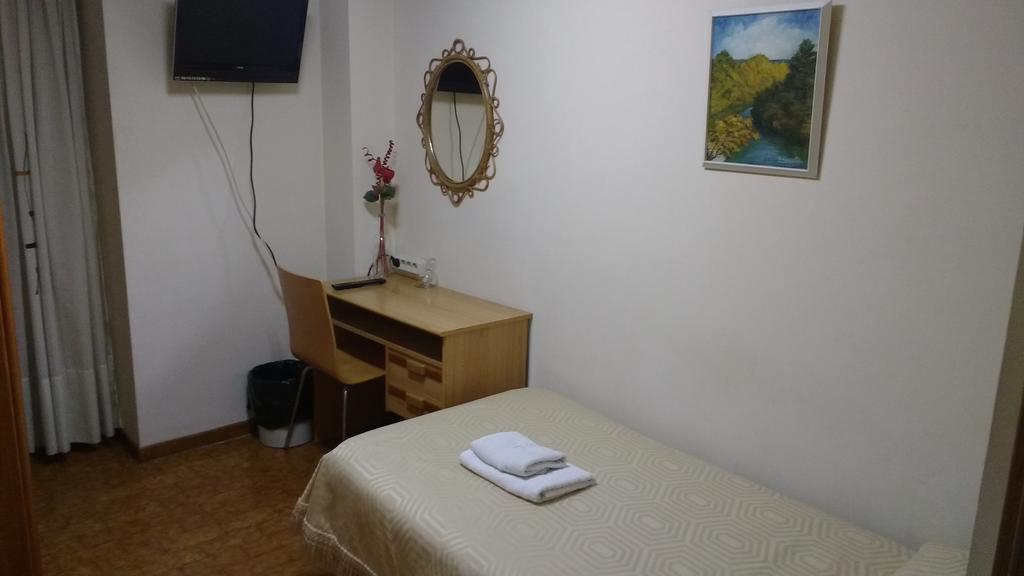 Habitación Individual con baño compartido