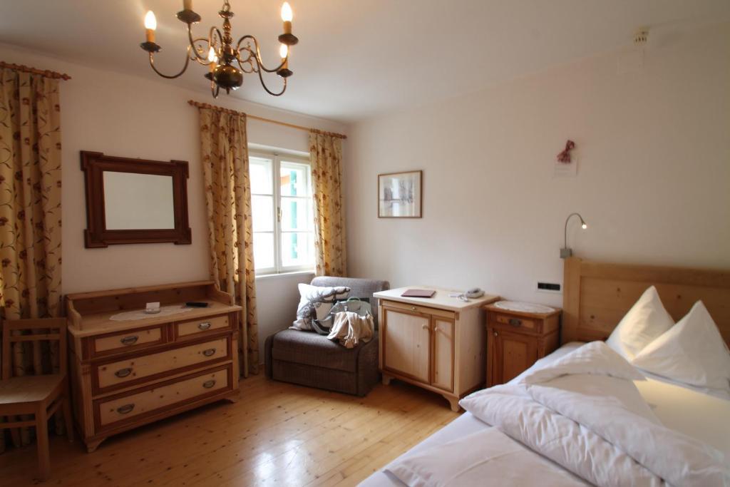 Single Room,31794875:JPEG