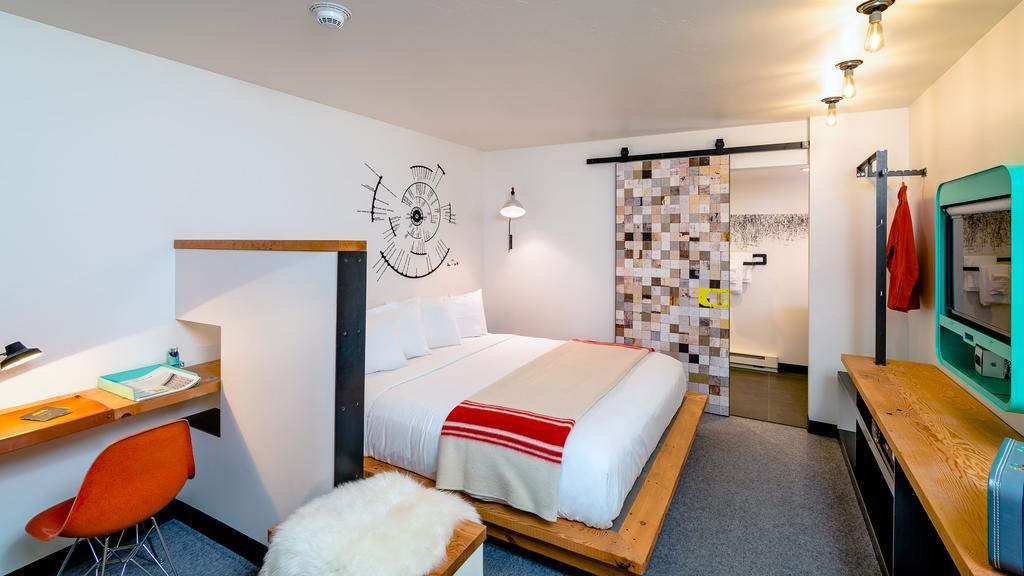 Single Room,345831283:JPEG