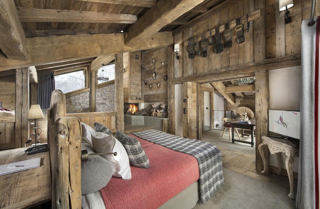 Luxury Suite,322376221:JPEG